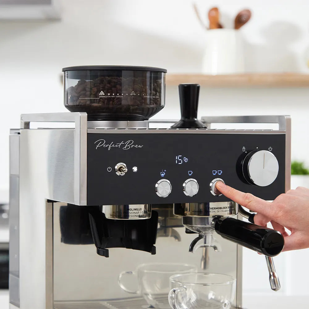 Cafeteira Espresso Oster Perfect Brew Máxima